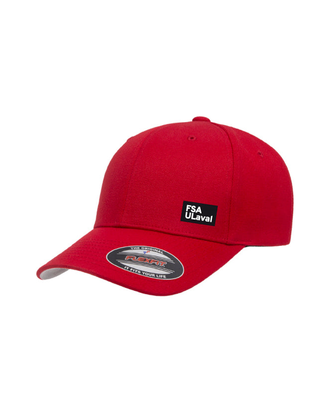 Casquette Rouge FSA ULaval - Écusson Noir